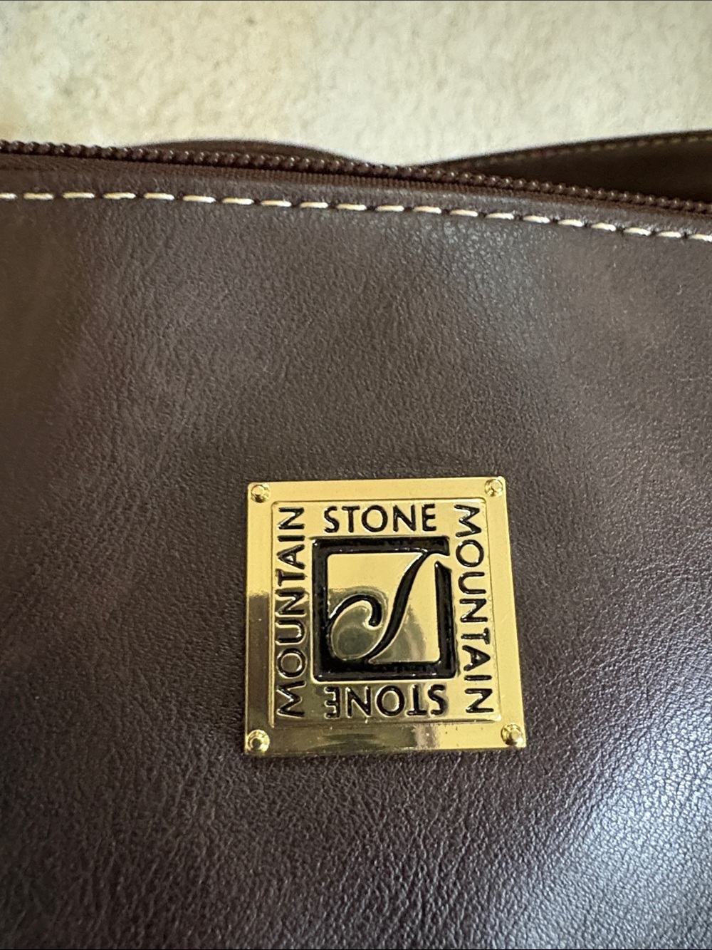 NWT brown Stone Mountain leather handbag - Picture 5 of 13
